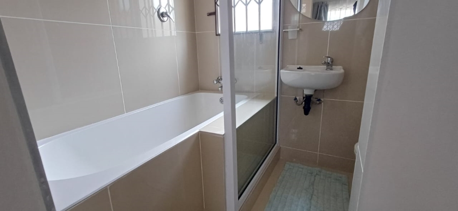 3 Bedroom Property for Sale in Kidds Beach Eastern Cape